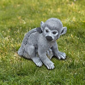 Monkey Statue Garden Figure Concrete Squirrel Monkey Figurine Outdoor Yard Decor Cast Stone Animal Sculpture Patio Backyard Jungle Gift