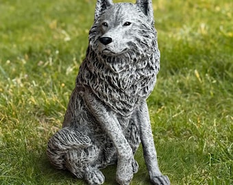 Large Wolf Garden Statue Concrete Wolf Sculpture Outdoor Lawn Animal Ornament Woodland Decor Forest Animal Figurine Wolf Lover Gift