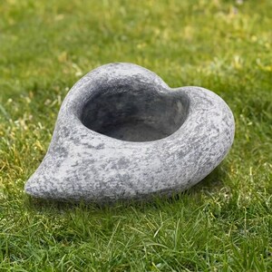 Heart Shaped Memorial Planter Stone Flower Pot Garden Sculpture Outdoor Grave Decor Yard Cast Stone Backyard Remembrance Sympathy Gift Idea