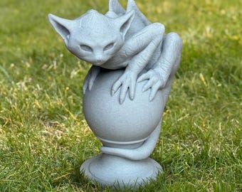 Concrete Gargoyle Cat Statue Outdoor Garden Figure Winged Gargoyle Sculpture Fantasy Creature Stone Decor Figurine Mystical Guardian Art