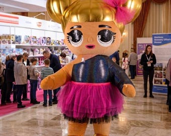 Inflatable Doll Mascot Costume, Giant Fashion Character Suit, Glamorous Walk Around Mascot for Events, Shows, Branding and Photos