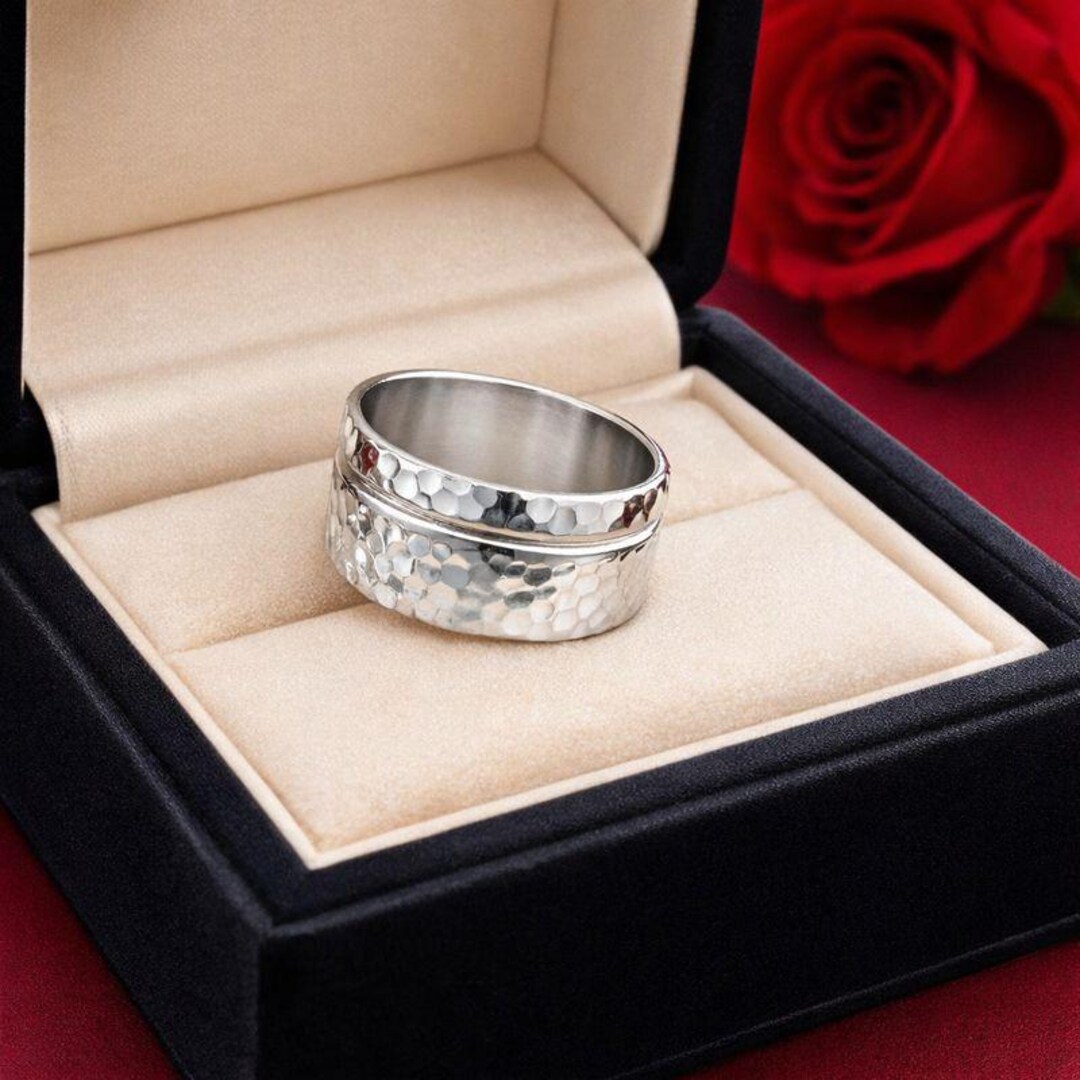 Hammered Sterling Silver Spinner Ring, Wide Band Meditation Ring - Etsy