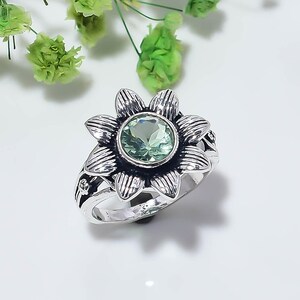 925 Sterling Silver Flower Ring, Green Stone Floral Ring, Sunflower Statement Ring, Nature Inspired Handmade Jewelry, Gift for Her