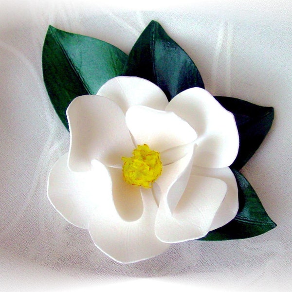 Magnolia Pin