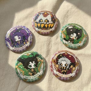 The Freak Circus Pin Badges Set, Spooky Clown-knappar, Unika Glitterkaraktärsnålar, Dark Circus Fan Art-samling