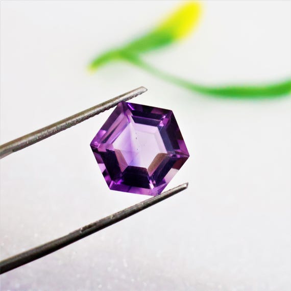 Amethyst Gemstone, Hexagon Cut Stone, Loose Gemstone, Purple Amethyst, 7.15 Carat Amethyst, Geometric Gem Jewelry Making Stone, 12x7 MM.
