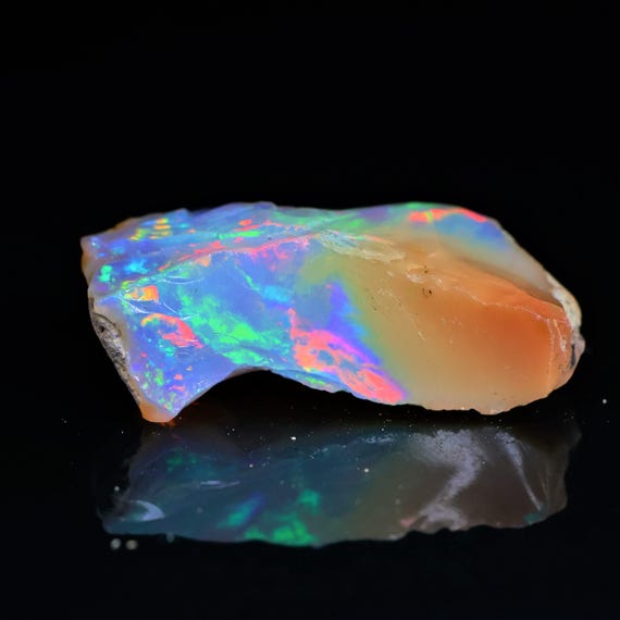 18.50 Carat, Natural Ethiopian Opal Rough, Natural Ethiopian Opal Rough Gemstone ( 29x13x9 mm )