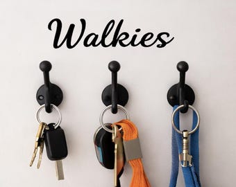 Walkies Dog Lead Hook Sign | Minimalist Entryway Organiser Vinyl Decal