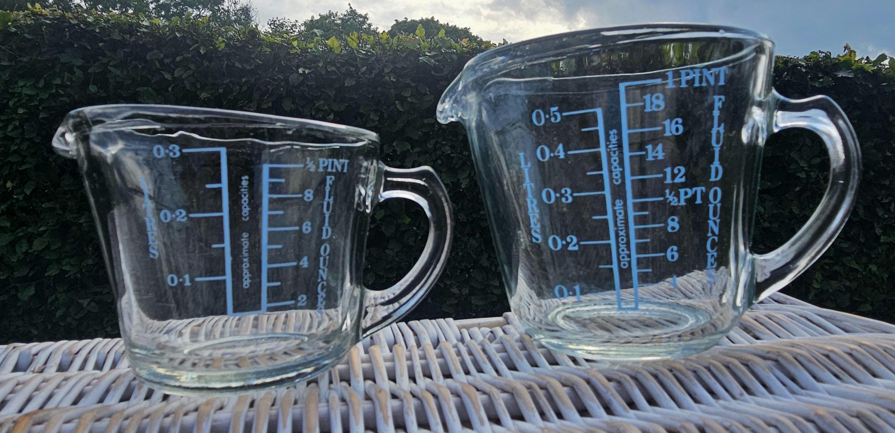 Vintage pyrex measuring cup - Etsy 日本