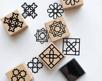 Conjunto de carimbos geométricos islâmicos de madeira para trabalhos manuais, cartões e decoração do Ramadã.