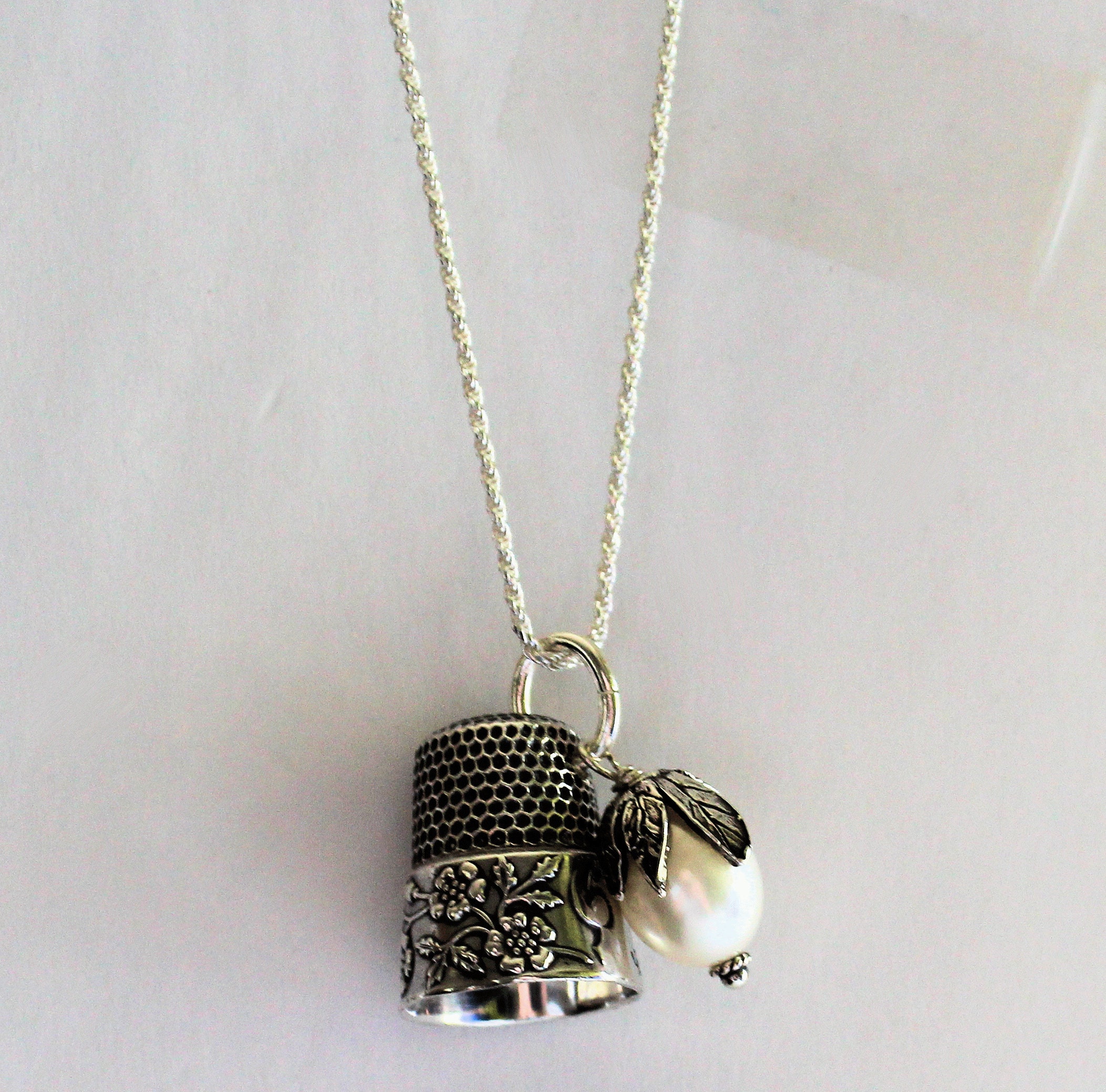 golden rope thimble necklace