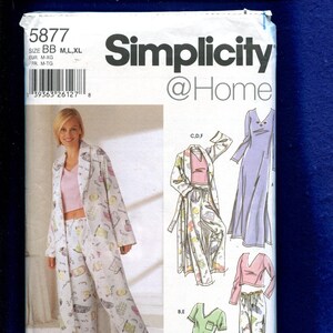 Simplicity 5877 Classic Shawl Collar Robe & V Neck Tee Shirt Nightgown Size M..L..XL UNCUT