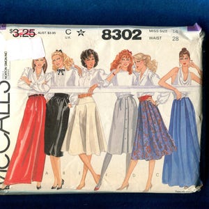 1980&#39;s McCalls 8302 Skirts in Six Styles Size 14 UNCUT