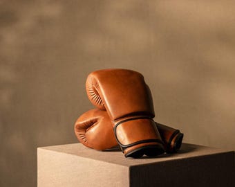 Luxury Retro Boxing Gloves,Training Gloves, Top Grain Leather, All Sizes Available, Gift