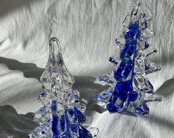 Coppia di alberi di Natale vintage in vetro soffiato a mano - Blu cobalto e trasparente - 6,5" e 4,5"