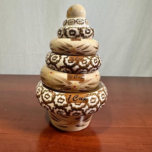 Temp-Tations Ceramic Stacking Measuring Cups Tower Set Old World Brown Tan New