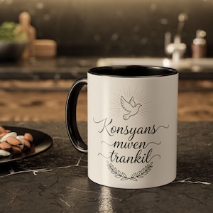 Tazza Je suis en paix avec ma conscience/frase creola haitiana, dichiarazione pacifica