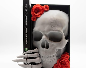 Gothic Skull Book Nook – 3D Printed Horror Shelf Art With Red Roses