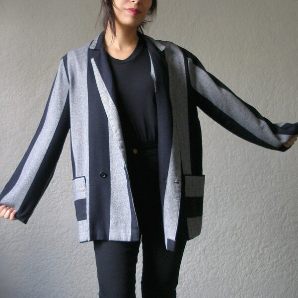 Gray/Black Striped Knit Blazer Size M-L