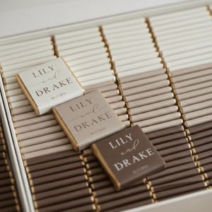 50 Chocolate Favors, Wedding Favors For Guests, Engagement Chocolate, Wedding Favors, Customized Chocolate, Wedding Chocolate