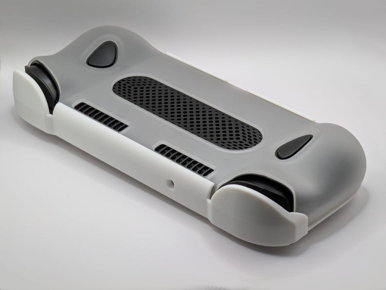 AYN Odin 3 Travel Cover image 11