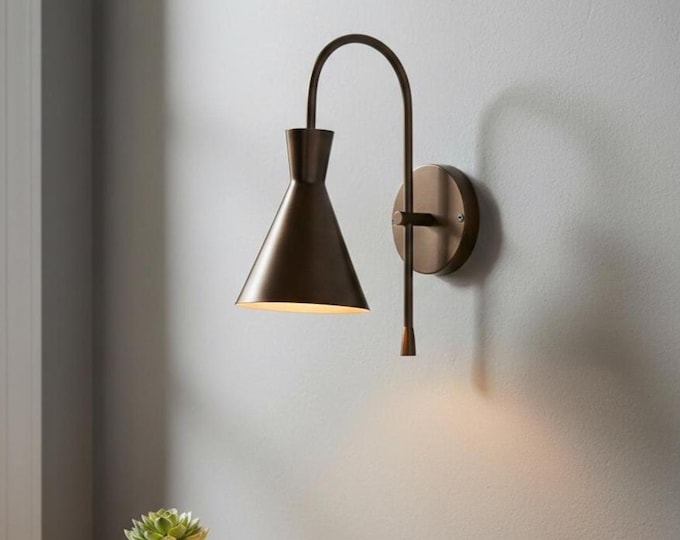 Modern Brass Wall Sconce with Fabric Shade Elegant Gold Wall Lamp for Bedroom Living Room Hallway Mid Century Style Indoor Lighting Fixture