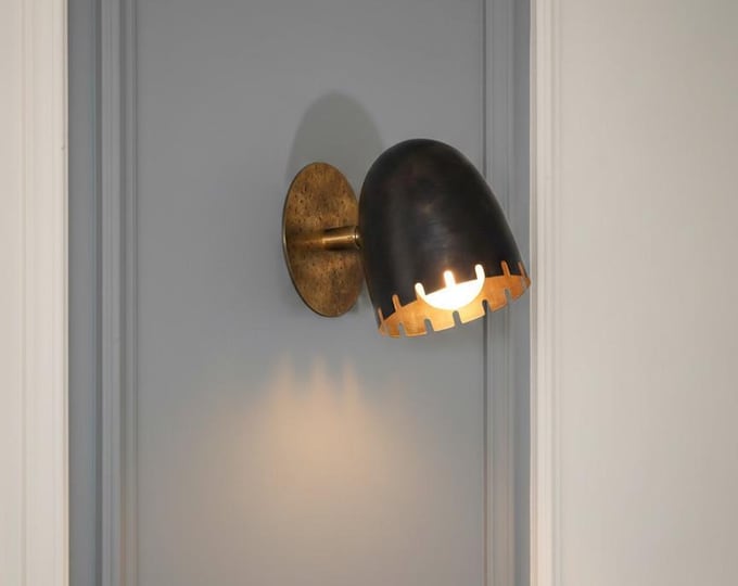 Handcrafted Brass Wall Light - Contemporary Gold Sconce - Luxury Interior Lighting - Professional Wall Mounted Lamp