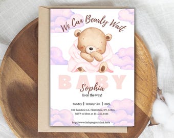 Invitación para baby shower con temática de oso rosa y nubes de acuarela (plantilla digital)