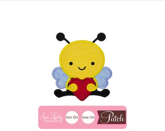 Bee with Heart Patch - Valentine patch - Insect patch -Iron on patch - Sew on patch - Applique patch