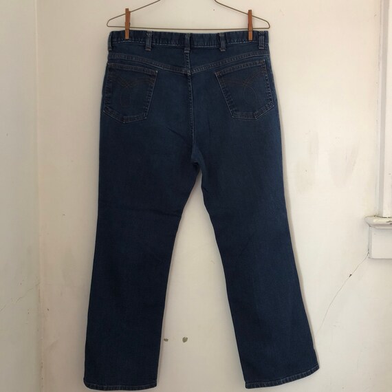 dark wash high waisted jeans