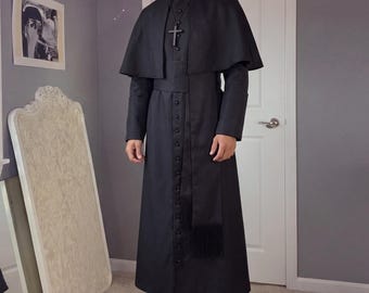 Disfraz de sacerdote para hombre, túnica de Halloween, traje de clérigo negro, regalo de cosplay para él, poliéster, capa de vicario, ropa para fiestas temáticas de exorcistas.