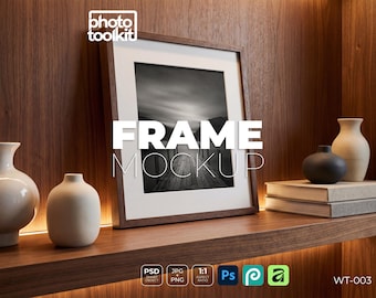 Mockup di cornice contemporanea / PSD di cornice per foto con mensola in pannello di legno / Scena di esposizione di vasi in ceramica / Mockup di oggetto intelligente / Download immediato