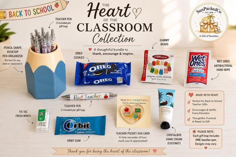 Peut inclure: Un coffret intitul&eacute; The Heart of the Classroom Collection comprenant un pot &agrave; crayons en forme de crayon, un stylo Best Teacher, des biscuits Oreo, des oursons en g&eacute;latine Albanese, des lingettes Wet Ones, des menthes Tic Tac, du chewing-gum Orbit.