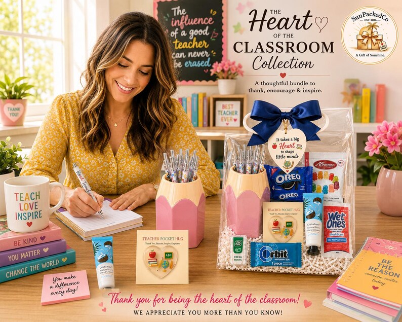 Peut inclure: Un coffret cadeau intitul&eacute; The Heart of the Classroom Collection comprenant un porte-stylo rose en forme de crayon, un mug avec le texte Teach Love Inspire, une &eacute;tiquette en forme de c&oelig;ur et divers en-cas et produits de soin.