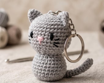 Crochet Cat Keychain Pattern, Cute Amigurumi Cat Keychain PDF, Beginner Crochet Pattern, Mini Cat Keychain Tutorial,Instant Download(PDF)
