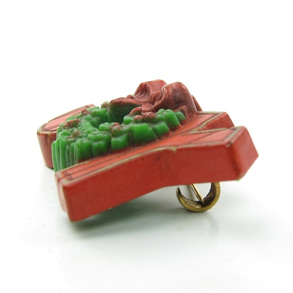 Joy Christmas Pin Vintage Hallmark Lapel with Wre… - image 4