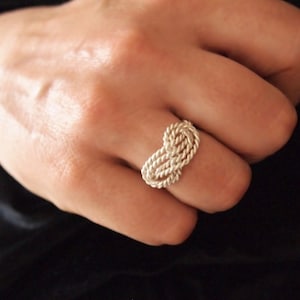 Infinity Knot Ring, Silver Love Knot, Friendship & Lovers Ring,  Rope Climb Jewerly, Valentines Day Gift For Her and Him