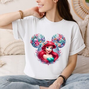 Camiseta Comfort Colors® de La Sirenita, Camisetas de Princesas Disney, Camiseta de Ariel la Sirenita, Camiseta Disney de Ariel, Camiseta Disney para Mujer, Camiseta Comfort imagen 2