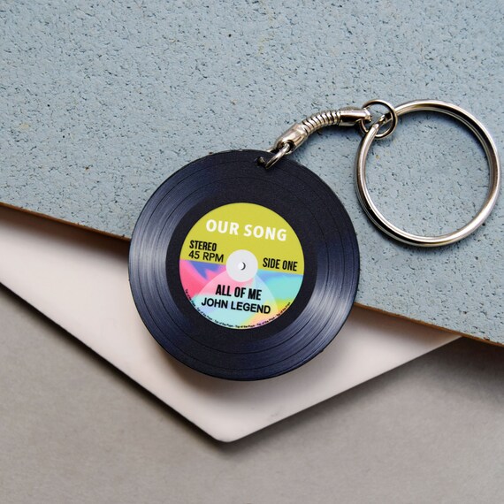 Regalo De San Llavero Con Texto En Inglés «i Love You More» Regalo De San Llavero Con Texto En Inglés «i Love You More»