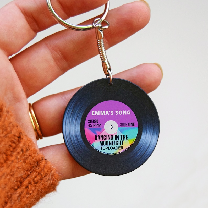 Personalised Song Keyring, Custom Song Keychain, Personalised Keyring Gift, Vinyl Lover Gift, Record Lover Gift, Favourite Song bild 4