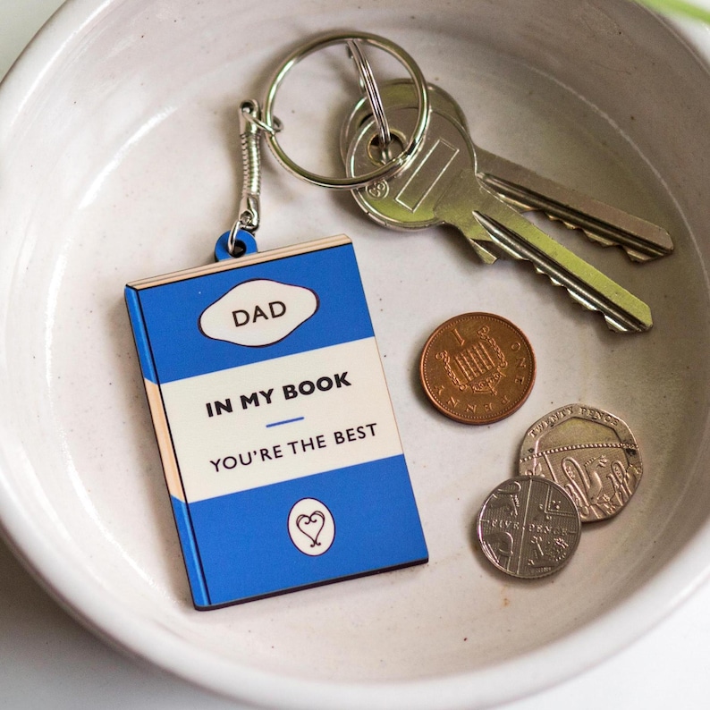 book lovers dad keyring