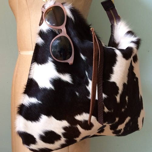 DUMPLING BAG 30 IN WHTE CALFSKIN main image 1