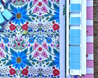 Complete Mahjong Collection American Mahjong Set, Floral Game Mat, Wooden Racks (166-Piece)