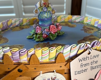 Longaberger Large Picket Basket, Handsculpted Bunny Lid, Easter  display picture 1