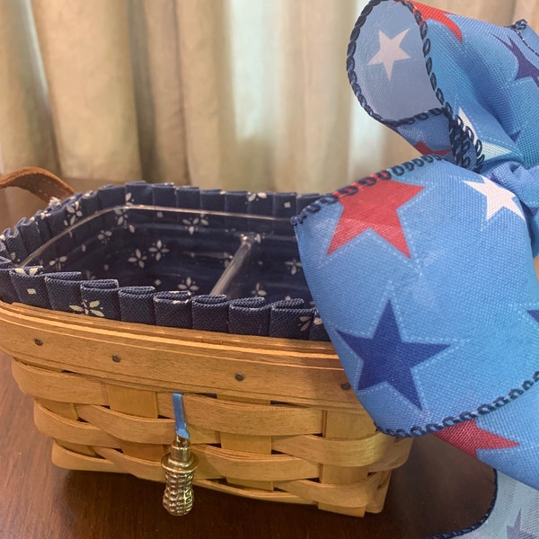 Longaberger Tea Basket with Traditionsl Blue Liner, 2 Way Divided Plastic Protector, Brass Mr. Peanut Tie On, Bow, & Tag EUC 2004