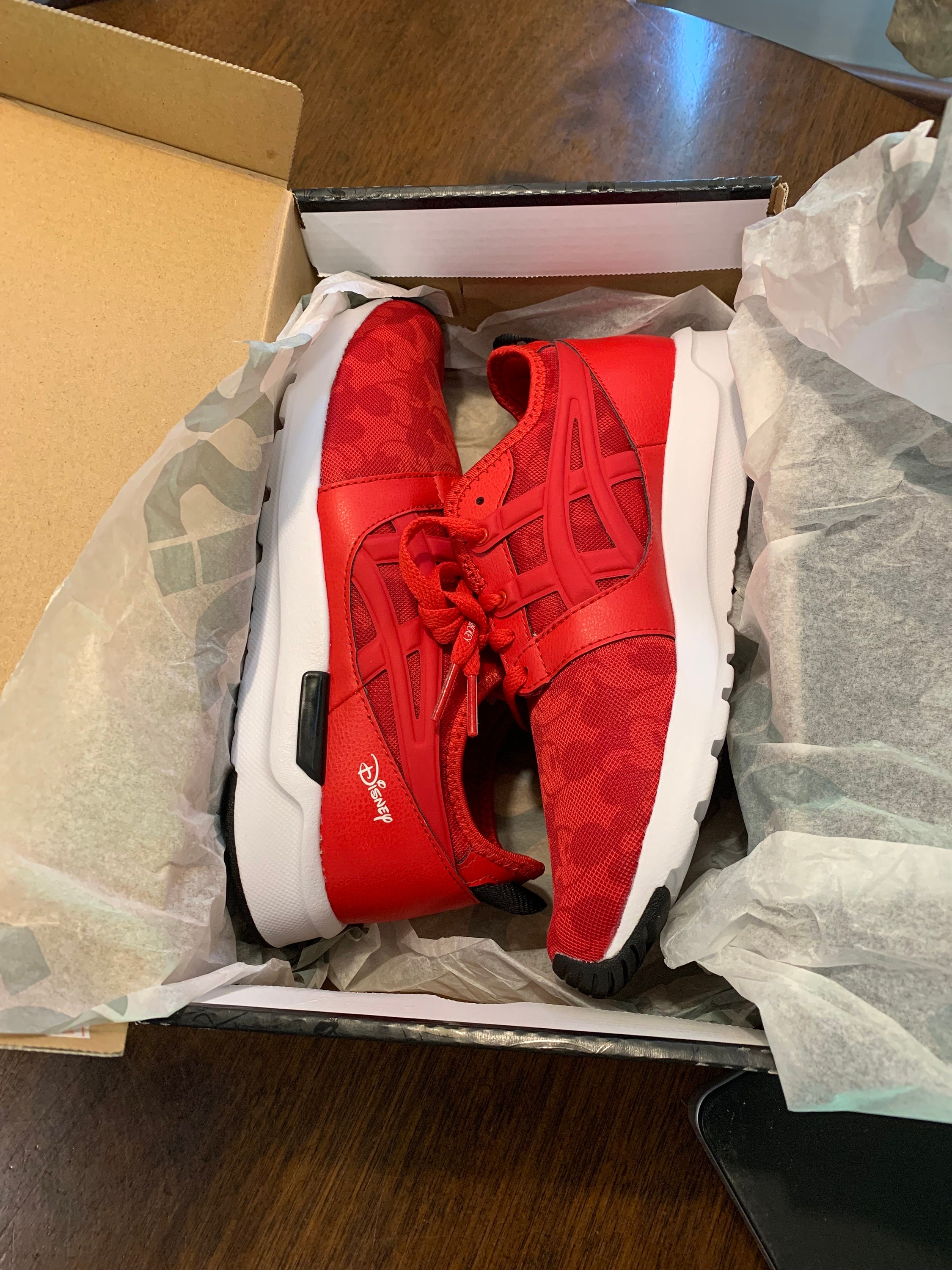 Disney asics mickey online