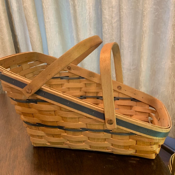 Longaberger Large Vegetable Sleigh Basket Blue Dual Handle Vintage 1996 Classic finish Blue Weaves EUC