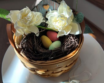Longaberger Saffron Basket with Birdhouse Blue Bird, Nest, Eggs, Flowers