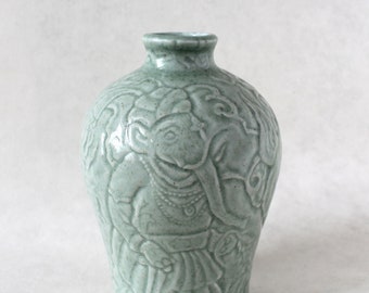 Sultan Mahmud Babar vase