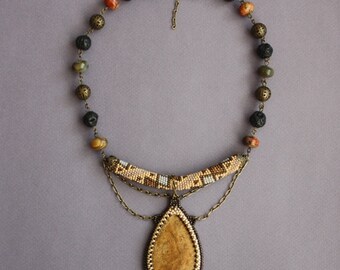 Collier Africain Artisanal – Pierre Naturelle Jaspe – Vintage – Fabrication Traditionnelle